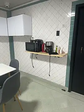 ROUSE SINCLAIR online show from November 6, 9:15 pm