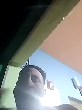 Snapshot of gabo_pajaso chatting on October 2, 5:36 am gabo pajaso online show from October 2, 5:36 am