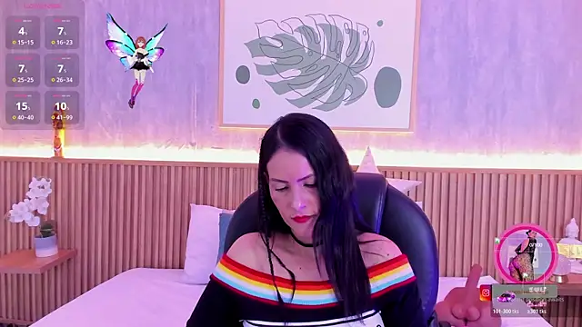 Coco-balenciaga online show from November 10, 11:53 am