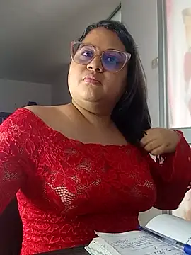 Snapshot of Chiki_hot92 chatting on November 4, 7:35 pm Chiki hot92 online show from November 4, 7:35 pm