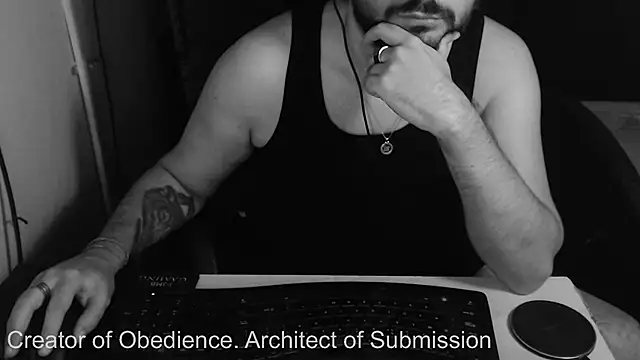 Snapshot of Lord_MasterX chatting on September 19, 10:21 pm Lord MasterX online show from September 19, 10:21 pm