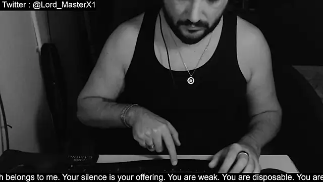 Snapshot of Lord_MasterX chatting on September 30, 6:02 pm Lord MasterX online show from September 30, 6:02 pm