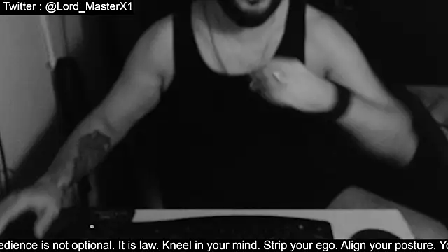 Snapshot of Lord_MasterX chatting on October 3, 1:57 am Lord MasterX online show from October 3, 1:57 am