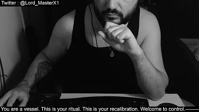 Snapshot of Lord_MasterX chatting on October 4, 2:09 am Lord MasterX online show from October 4, 2:09 am