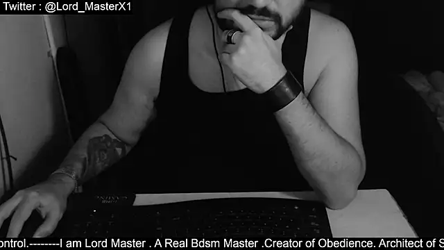 Snapshot of Lord_MasterX chatting on October 5, 2:21 am Lord MasterX online show from October 5, 2:21 am