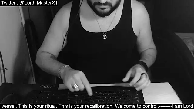 Snapshot of Lord_MasterX chatting on October 6, 2:09 am Lord MasterX online show from October 6, 2:09 am