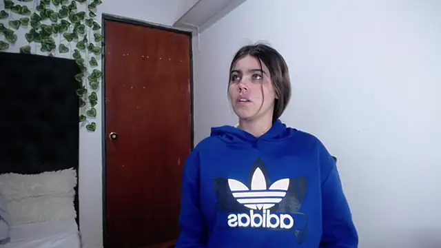 isabel 09 online show from November 5, 3:17 am