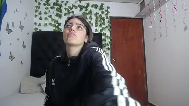 isabel 09 online show from February 22, 12:26 pm