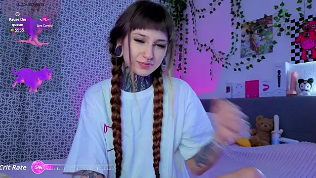 LilithPoison online show from April 18, 6:12 pm