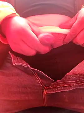 Snapshot of matatan0323 chatting on November 12, 3:56 pm matatan0323 online show from November 12, 3:56 pm