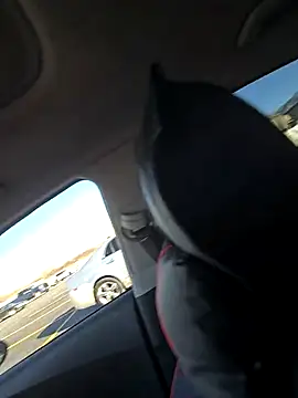 Snapshot of matatan0323 chatting on December 15, 6:45 pm matatan0323 online show from December 15, 6:45 pm