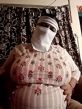 Love-890 online show from November 2, 10:39 am