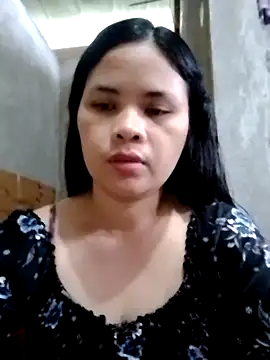 Snapshot of sweet_bella16 chatting on October 17, 11:51 pm sweet bella16 online show from October 17, 11:51 pm