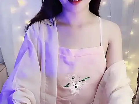 Snapshot of Seradang chatting on October 9, 4:27 pm Seradang online show from October 9, 4:27 pm