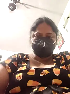 Snapshot of Mmm143 chatting on September 25, 8:56 pm Mmm143 online show from September 25, 8:56 pm