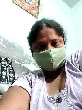 Snapshot of Mmm143 chatting on October 11, 3:06 am Mmm143 online show from October 11, 3:06 am