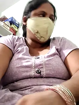 Snapshot of Mmm143 chatting on November 25, 8:03 am Mmm143 online show from November 25, 8:03 am