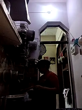 Snapshot of aliya-jaan71 chatting on November 9, 10:24 am aliya-jaan71 online show from November 9, 10:24 am