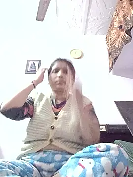 Snapshot of aliya-jaan71 chatting on November 28, 6:27 am aliya-jaan71 online show from November 28, 6:27 am