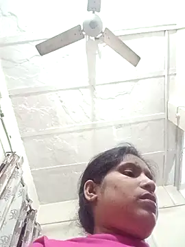 Snapshot of aliya-jaan71 chatting on November 30, 3:16 pm aliya-jaan71 online show from November 30, 3:16 pm