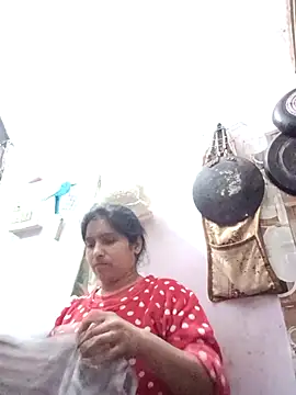 Snapshot of aliya-jaan71 chatting on December 5, 12:03 pm aliya-jaan71 online show from December 5, 12:03 pm