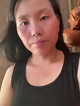 huong-18 online show from October 17, 7:55 am