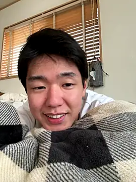 Snapshot of KAMESAN08 chatting on November 18, 5:45 am KAMESAN08 online show from November 18, 5:45 am