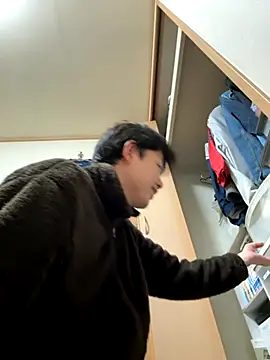 Snapshot of KAMESAN08 chatting on November 29, 12:52 pm KAMESAN08 online show from November 29, 12:52 pm