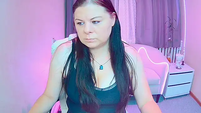 BritneyRaine online show from November 11, 7:08 am