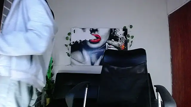 Snapshot of Jack_alvarez19 chatting on October 27, 11:09 pm Jack alvarez19 online show from October 27, 11:09 pm