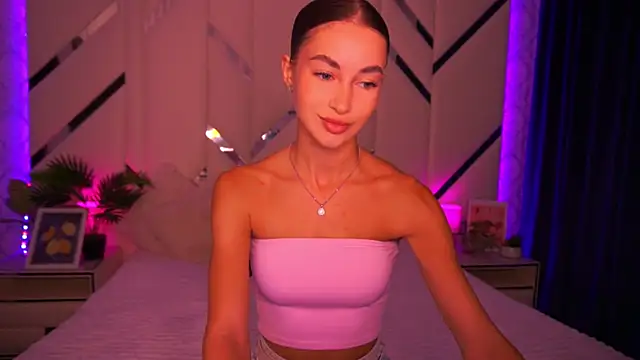 CherryyLulu online show from September 18, 6:59 am