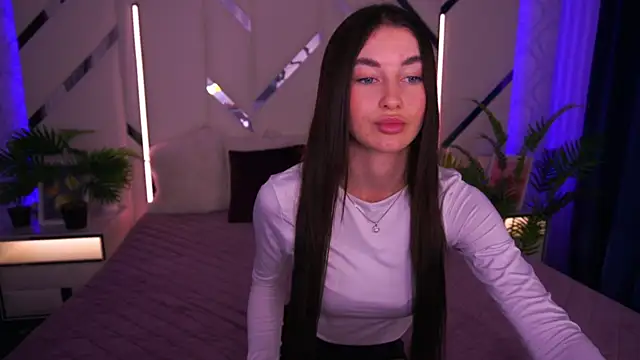 CherryyLulu online show from December 5, 10:24 am