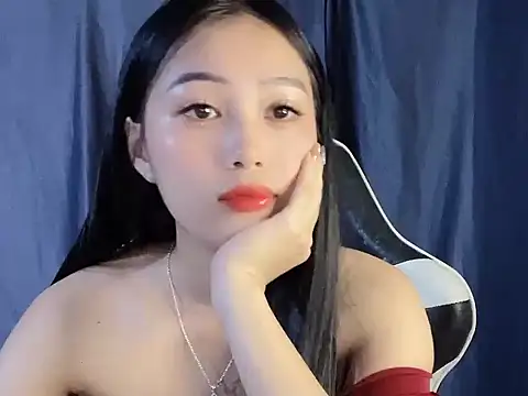 Snapshot of Lyly4757 chatting on September 18, 10:01 pm Lyly4757 online show from September 18, 10:01 pm