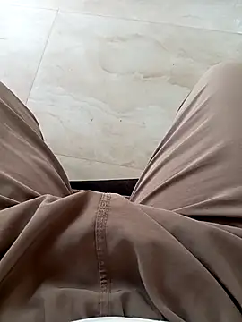 Snapshot of karandeep_Bhagat chatting on September 21, 3:52 am karandeep Bhagat online show from September 21, 3:52 am