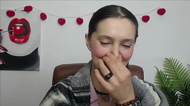 TayaFinch online show from February 14, 1:08 pm