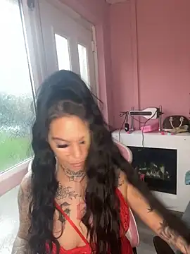 DIRTY PAISLEY X online show from November 11, 1:44 pm