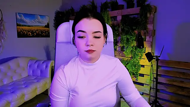 leslierowe  online show from October 25, 4:13 pm