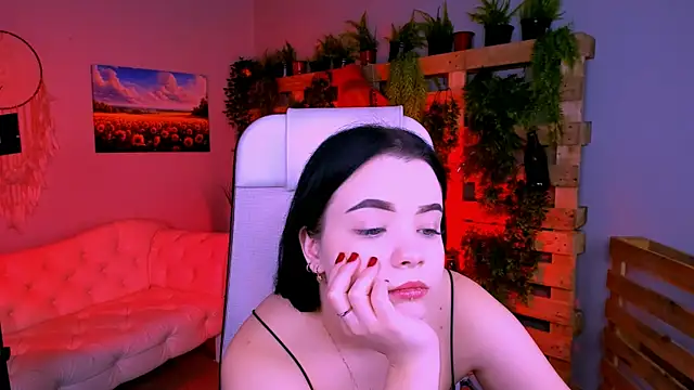 leslierowe  online show from November 2, 1:46 pm