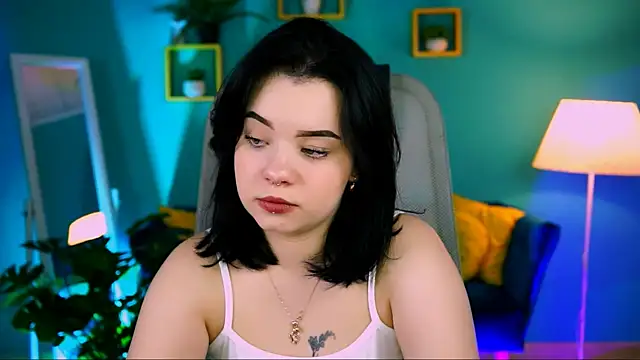 leslierowe  online show from November 18, 3:05 pm