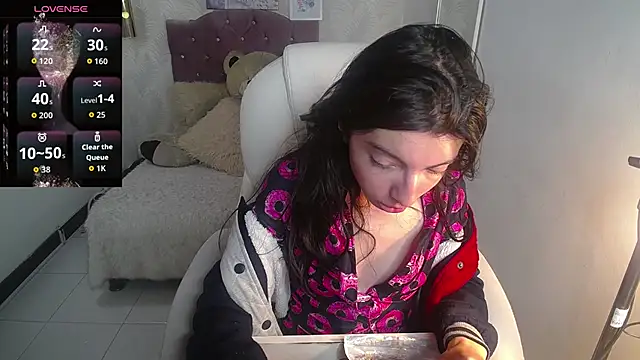 alllyson  online show from November 13, 7:57 pm