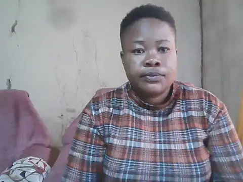 Snapshot of Bustyass93 chatting on November 19, 6:57 am Bustyass93 online show from November 19, 6:57 am