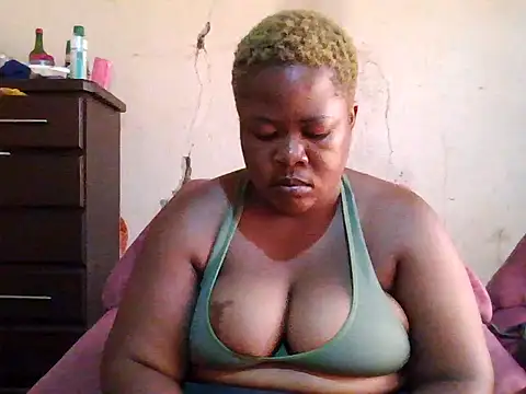 Bustyass93 online show from February 18, 9:05 am