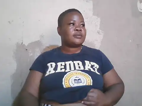 Bustyass93 online show from May 23, 9:13 am