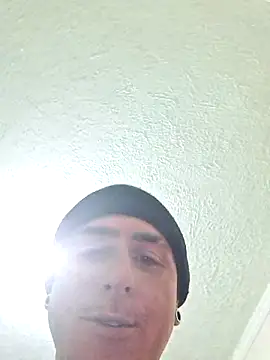 Snapshot of Bottz777 chatting on November 8, 3:01 pm Bottz777 online show from November 8, 3:01 pm