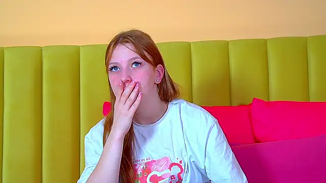 Snapshot of BeatriceBinoche chatting on November 29, 6:33 pm BeatriceBinoche online show from November 29, 6:33 pm