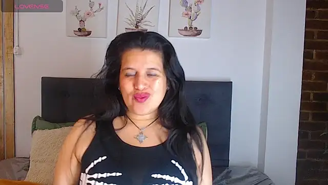 Andrea secret  online show from November 5, 2:28 pm