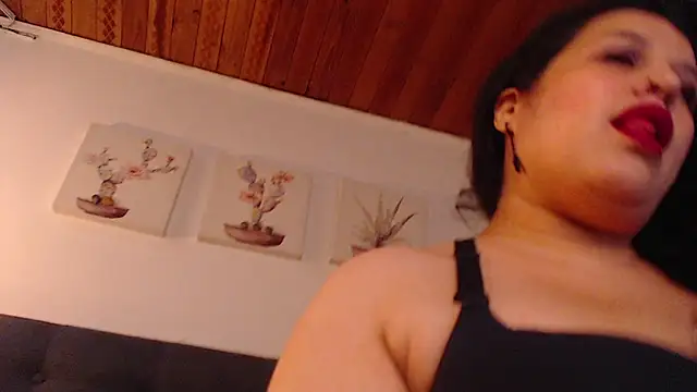 Andrea secret  online show from March 6, 2:24 pm