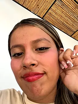 EMILIIA RICHTER   online show from October 7, 6:49 pm