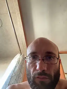 Snapshot of versatilevortex chatting on October 18, 7:25 pm versatilevortex online show from October 18, 7:25 pm