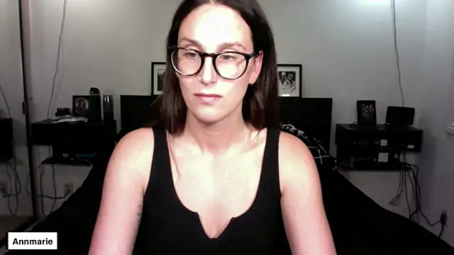 Snapshot of annmarieferrara chatting on November 12, 3:40 am annmarieferrara online show from November 12, 3:40 am